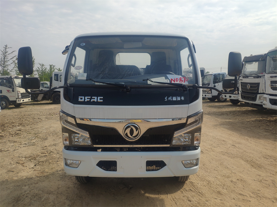 東風小福瑞卡（3308，錫柴130）國六 內飾照片圖